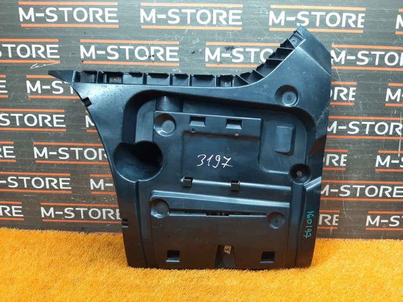 крепление бампера, 900 рублей, Красноярск