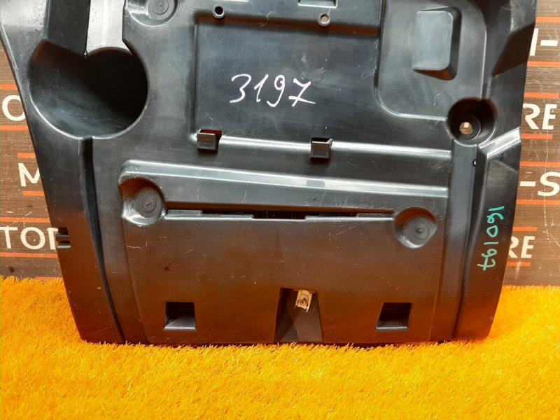 крепление бампера, 900 рублей, Красноярск