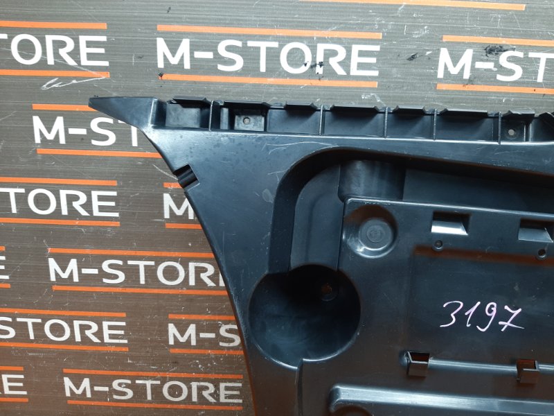 крепление бампера, 900 рублей, Красноярск