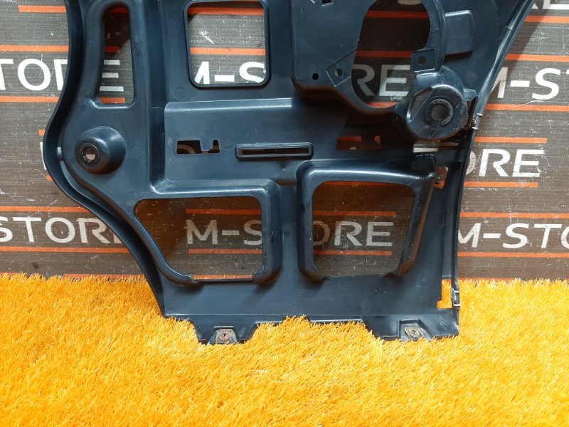 крепление бампера, 450 рублей, Красноярск