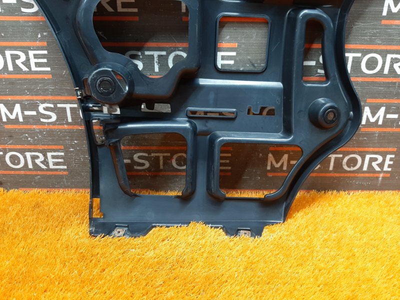 крепление бампера, 450 рублей, Красноярск