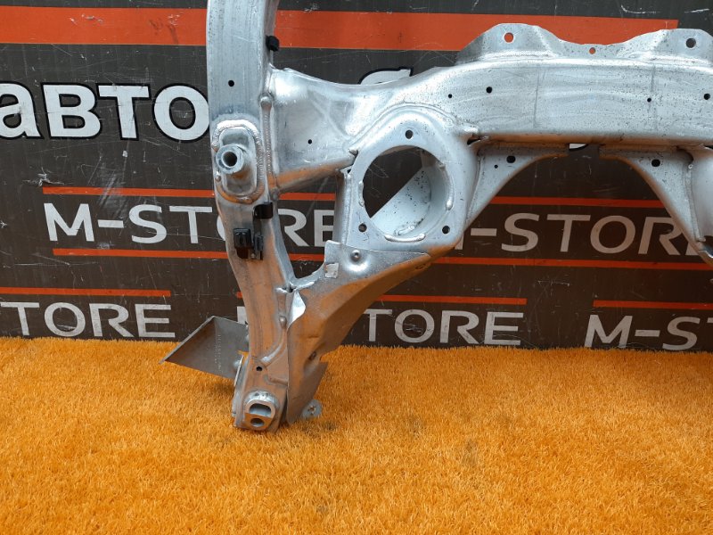 Балка поперечная (подрамник), 4210 рублей, Красноярск