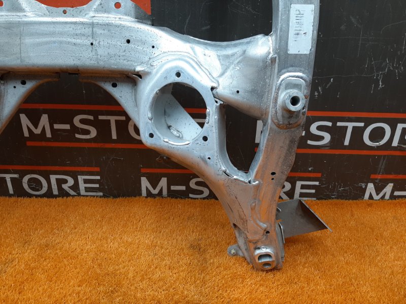 Балка поперечная (подрамник), 4210 рублей, Красноярск