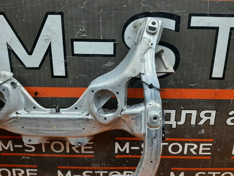 Балка поперечная (подрамник), 4210 рублей, Красноярск