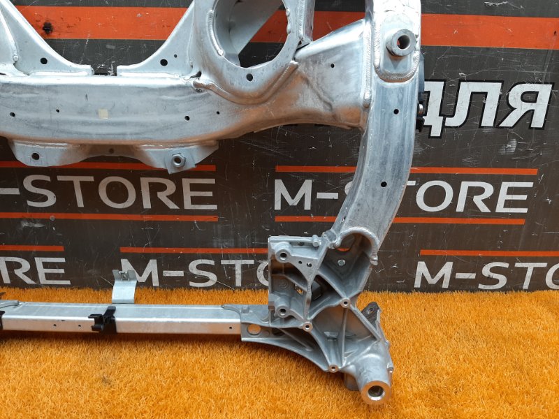 Балка поперечная (подрамник), 4210 рублей, Красноярск