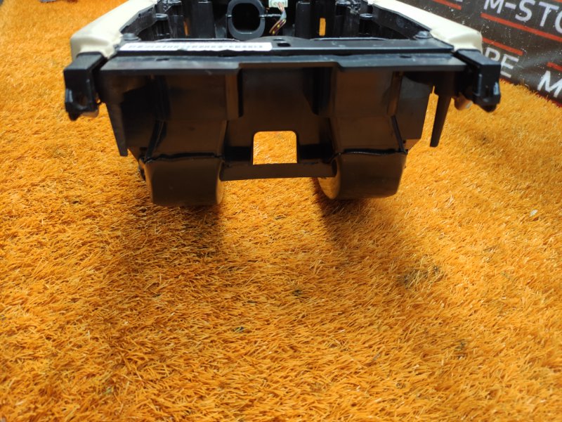 Консоль между сидений, 1500 рублей, Красноярск