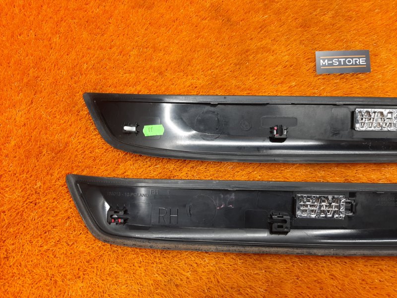 Накладка на порог салона, 950 рублей, Красноярск