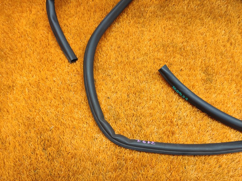 Уплотнитель капота, 1520 рублей, Красноярск