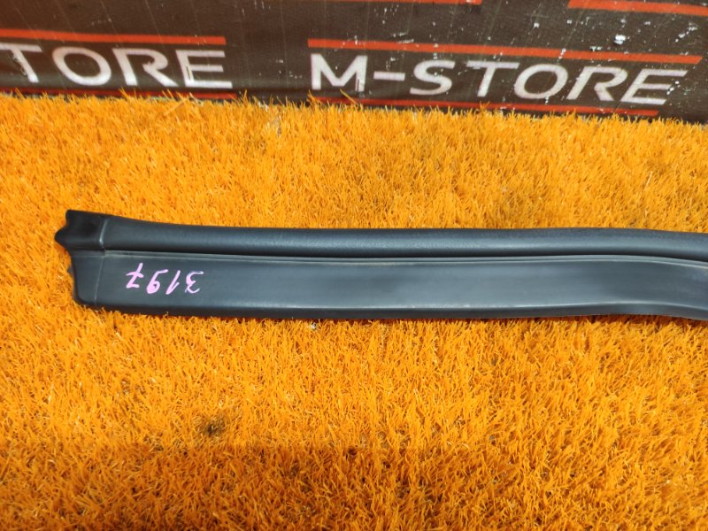 Уплотнитель капота, 750 рублей, Красноярск