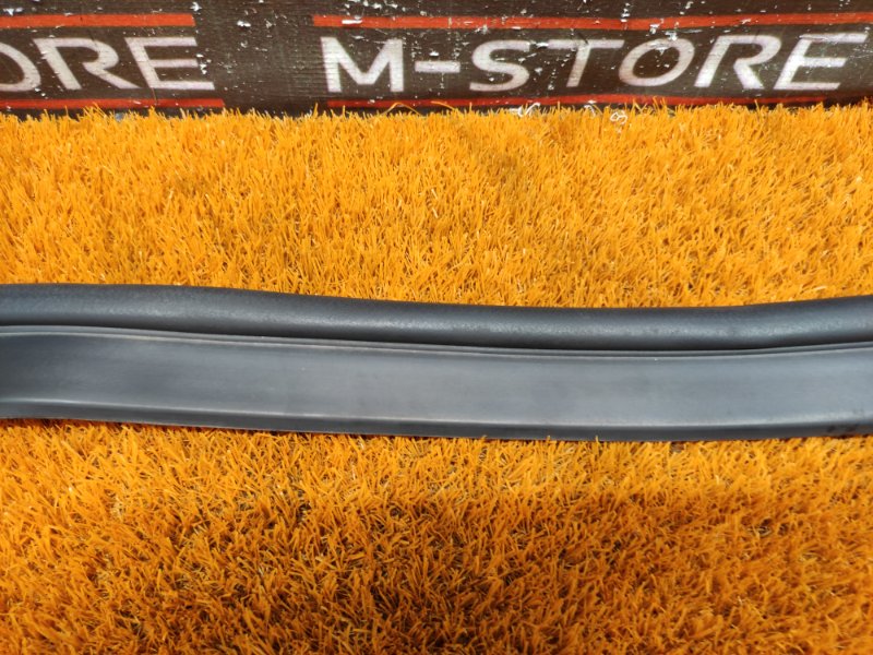 Уплотнитель капота, 750 рублей, Красноярск