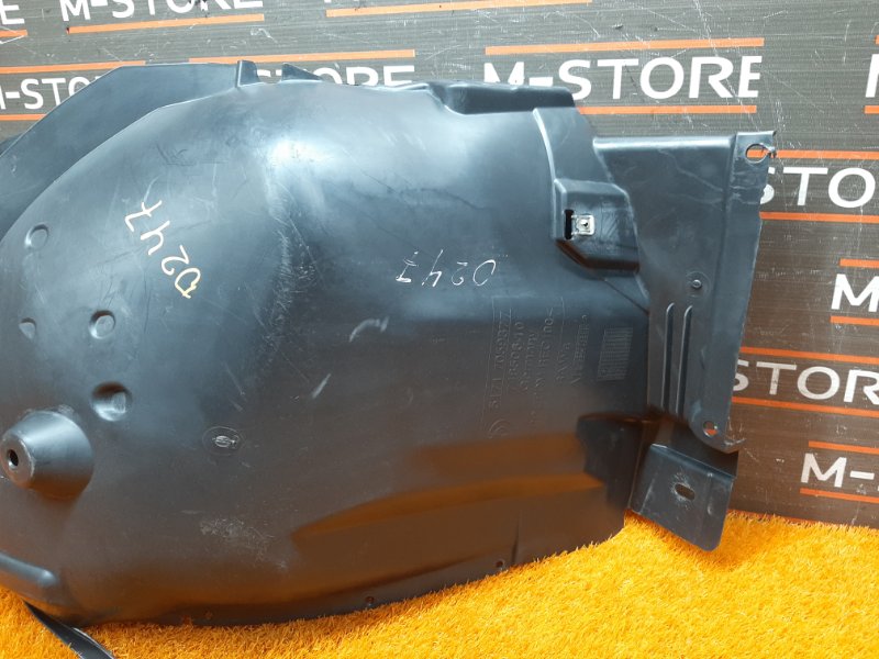 подкрылок, 300 рублей, Красноярск