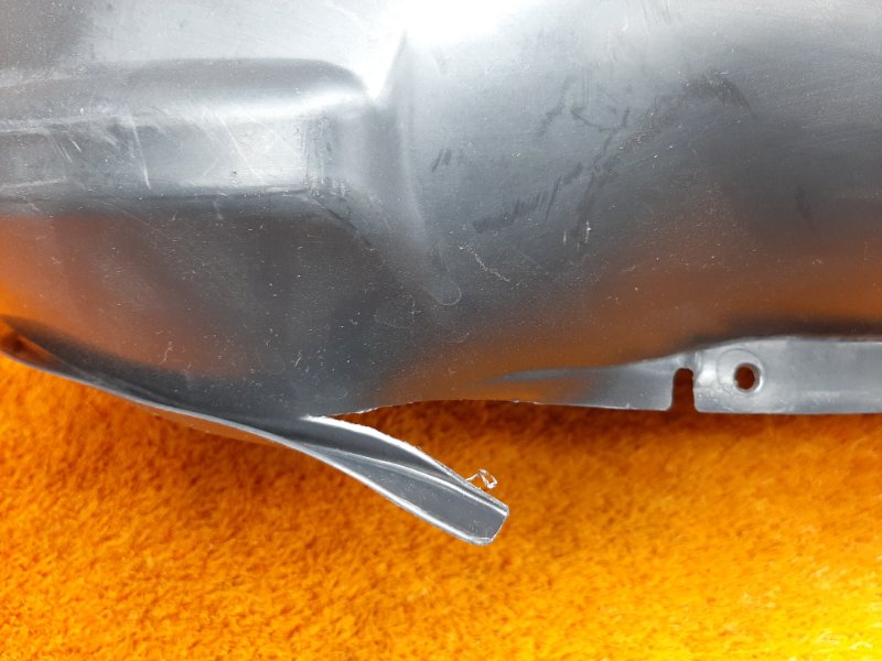 подкрылок, 300 рублей, Красноярск