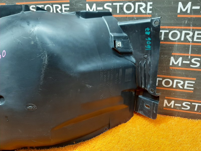 подкрылок, 600 рублей, Красноярск