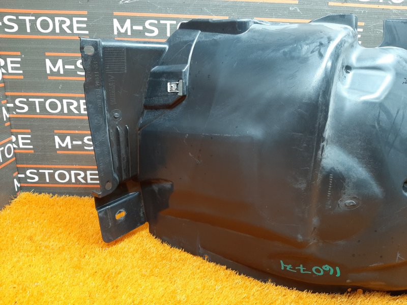 подкрылок, 600 рублей, Красноярск