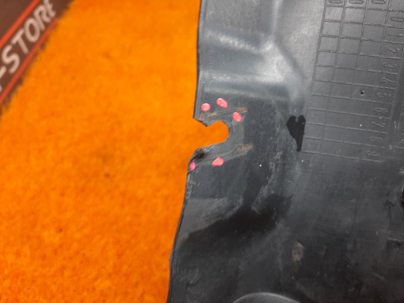 подкрылок, 640 рублей, Красноярск