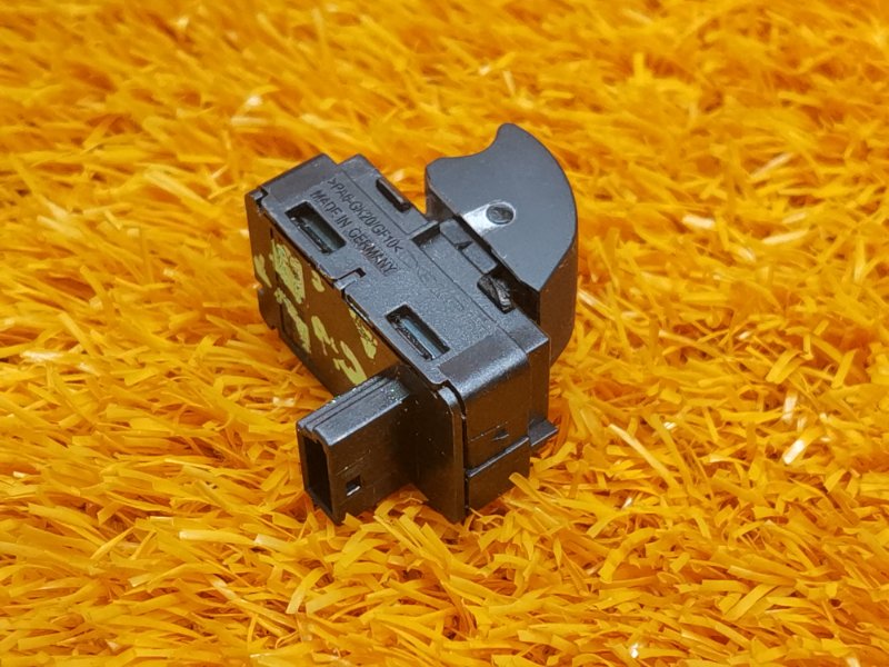 кнопка стеклоподъемника, 300 рублей, Красноярск