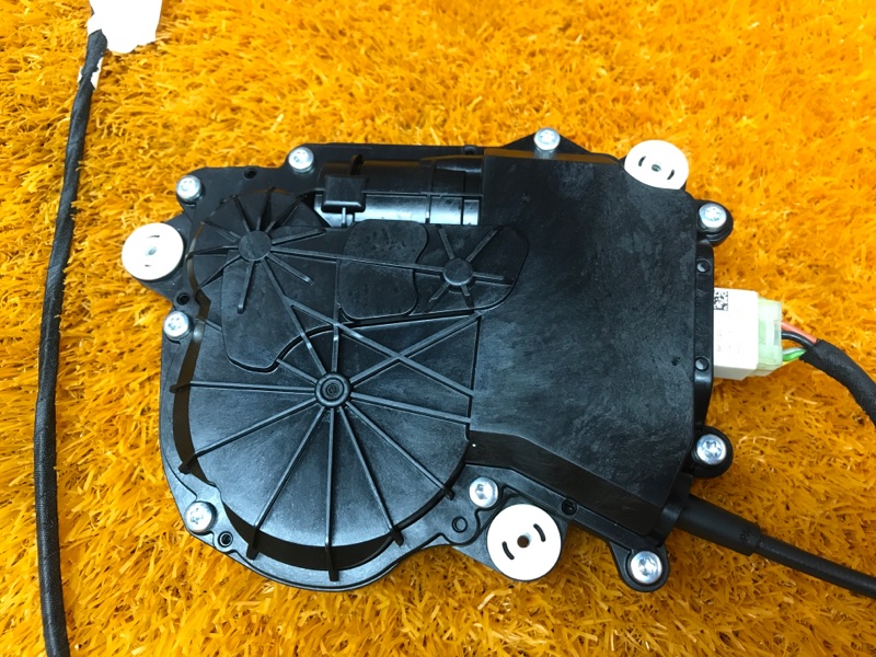 Доводчик крышки багажника, 2870 рублей, Красноярск