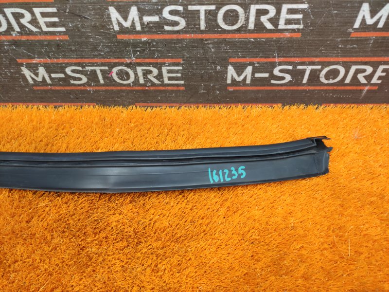 Уплотнитель капота, 750 рублей, Красноярск