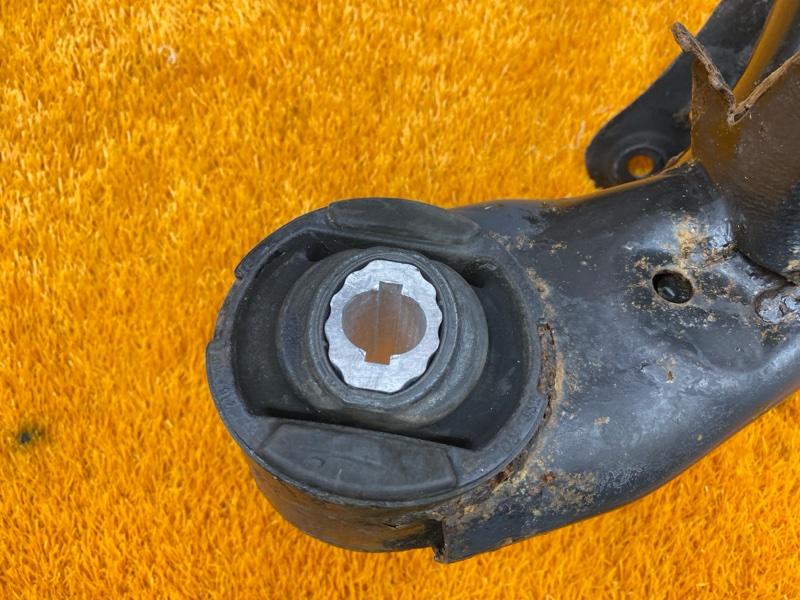 Балка поперечная (подрамник), 2000 рублей, Красноярск