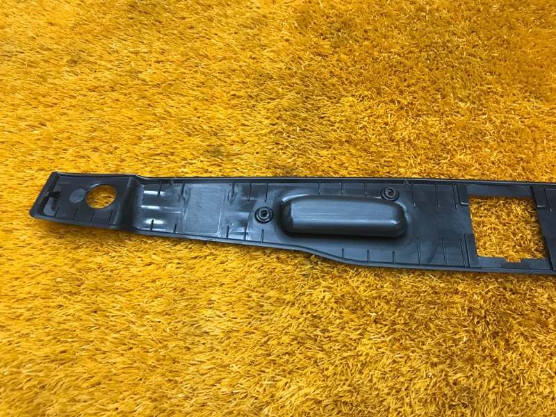 Накладка замка багажника, 350 рублей, Красноярск