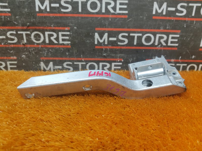 Кронштейн радиатора, 1100 рублей, Красноярск