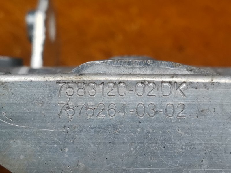 Кронштейн радиатора, 1100 рублей, Красноярск