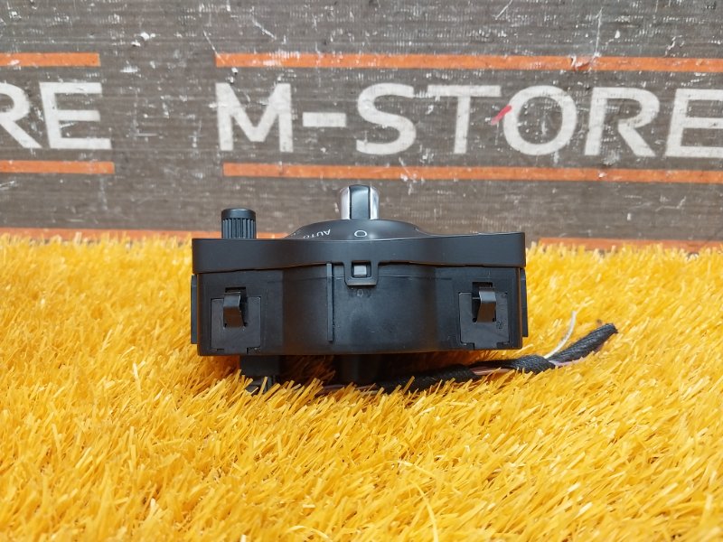 Переключатель света фар, 500 рублей, Красноярск