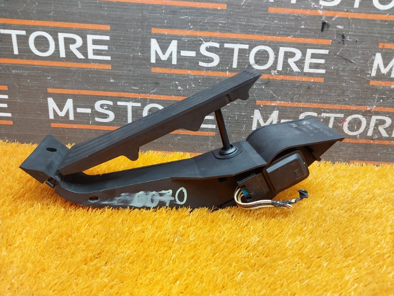 педаль газа, 500 рублей, Красноярск