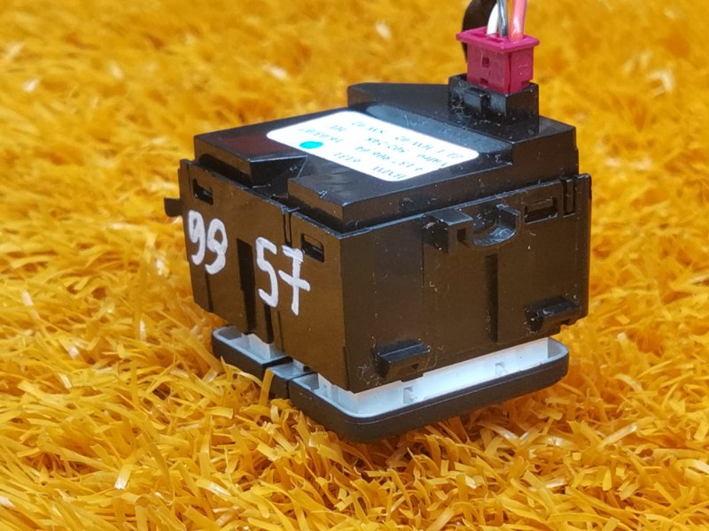 Кнопка подогрева сидений, 800 рублей, Красноярск