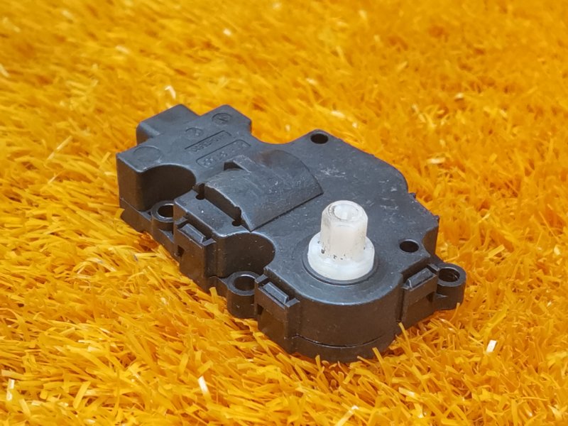 привод заслонки отопителя, 100 рублей, Красноярск