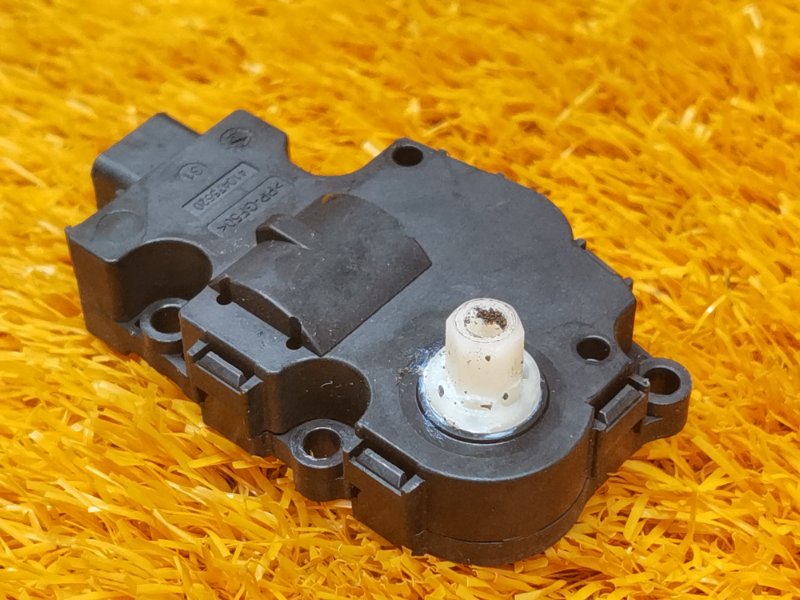 привод заслонки отопителя, 100 рублей, Красноярск