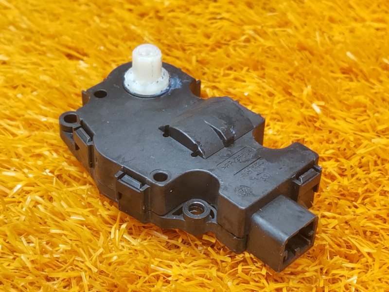 привод заслонки отопителя, 100 рублей, Красноярск