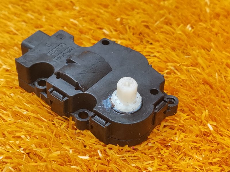 привод заслонки отопителя, 100 рублей, Красноярск