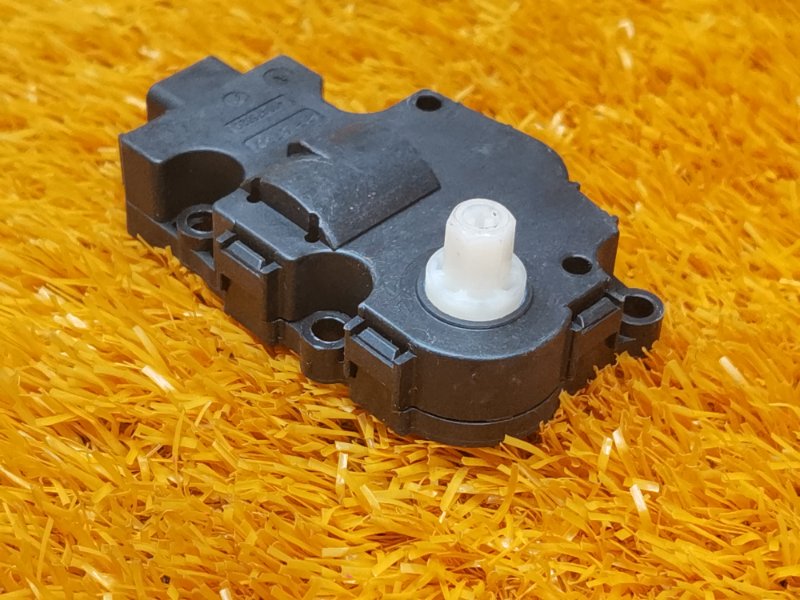 привод заслонки отопителя, 100 рублей, Красноярск