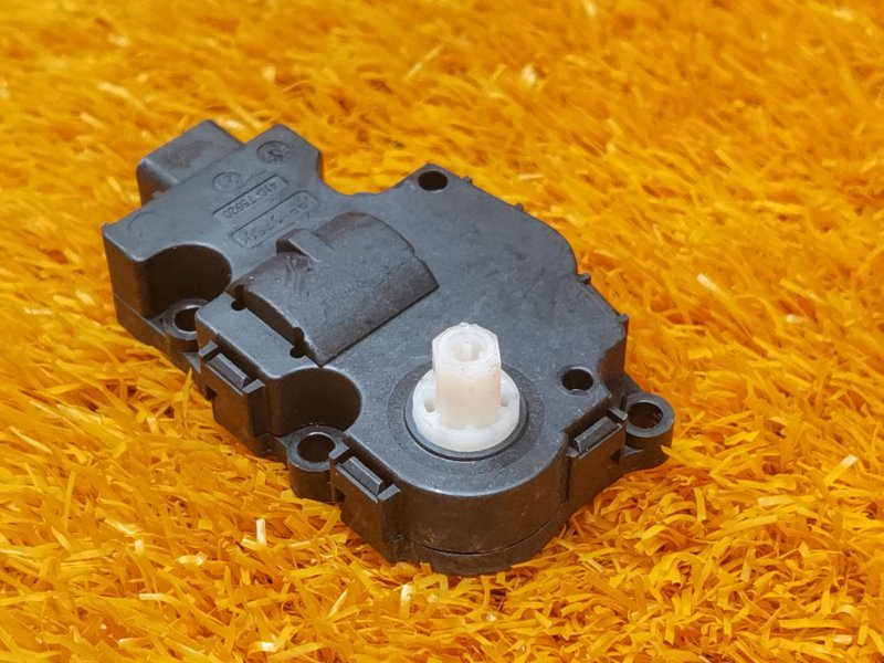 привод заслонки отопителя, 100 рублей, Красноярск