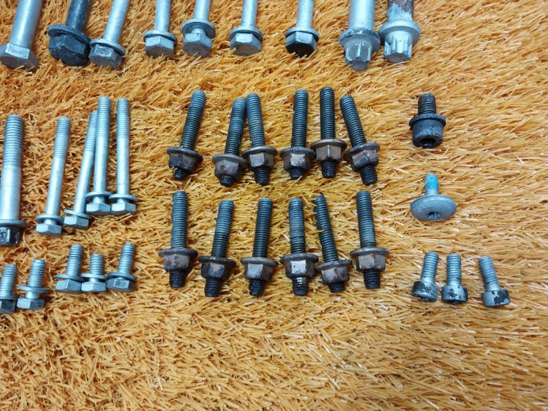 Болты и гайки ДВС, 870 рублей, Красноярск