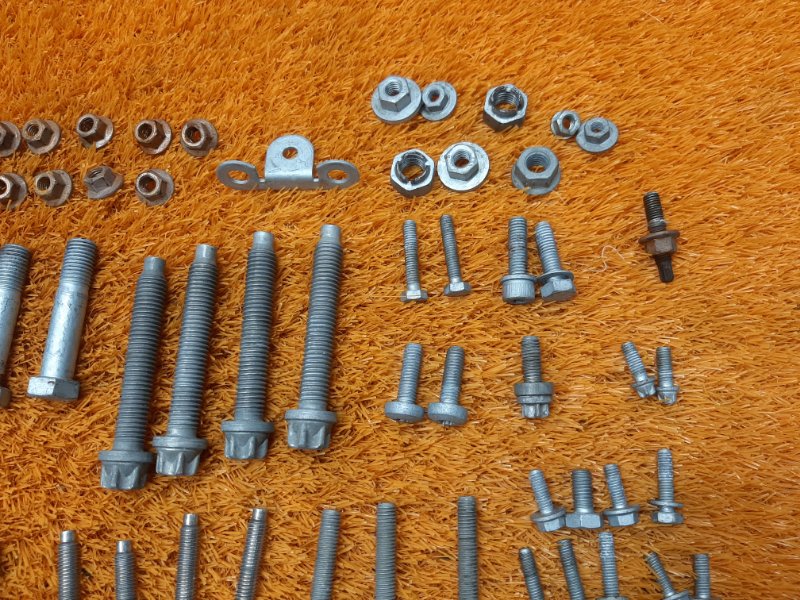 Болты и гайки ДВС, 750 рублей, Красноярск