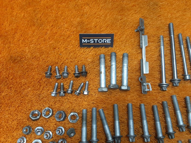 Болты и гайки ДВС, 930 рублей, Красноярск