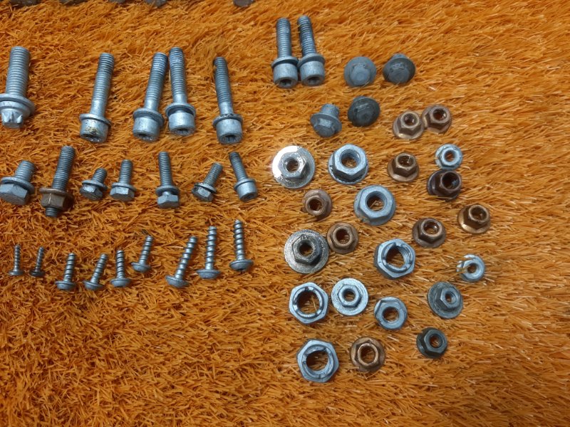 Болты и гайки ДВС, 750 рублей, Красноярск