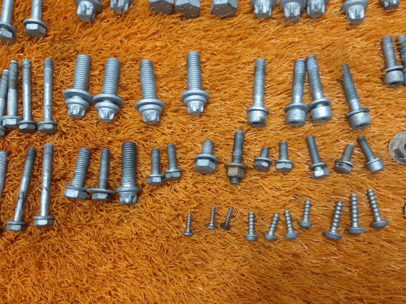 Болты и гайки ДВС, 750 рублей, Красноярск