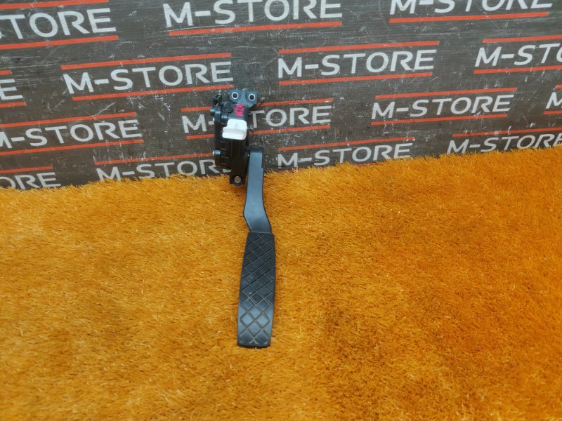 педаль газа, 540 рублей, Красноярск