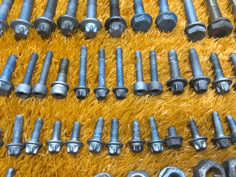 Болты и гайки ДВС, 750 рублей, Красноярск