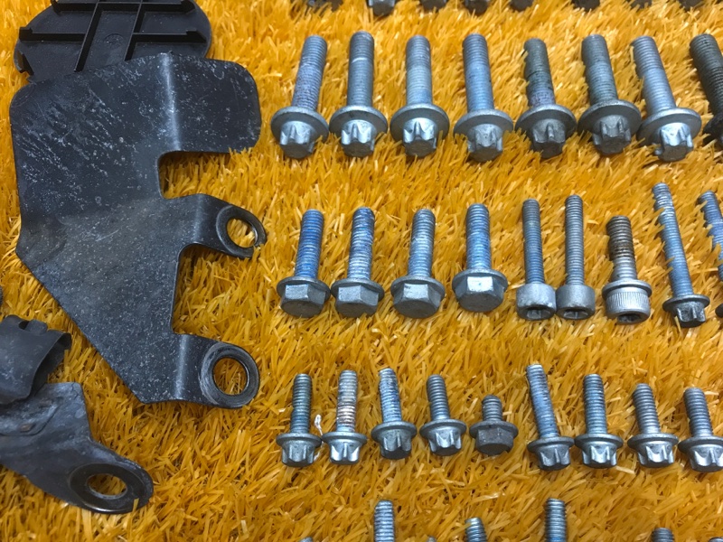 Болты и гайки ДВС, 750 рублей, Красноярск