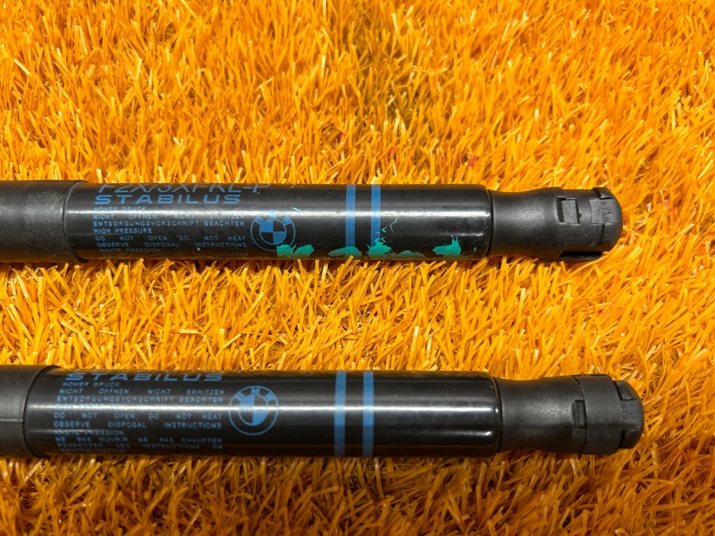 амортизатор капота, 900 рублей, Красноярск