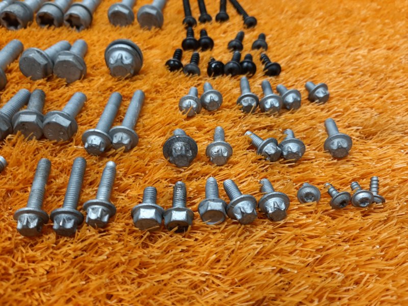 Болты и гайки ДВС, 750 рублей, Красноярск