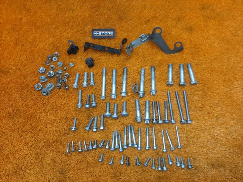 Болты и гайки ДВС, 810 рублей, Красноярск