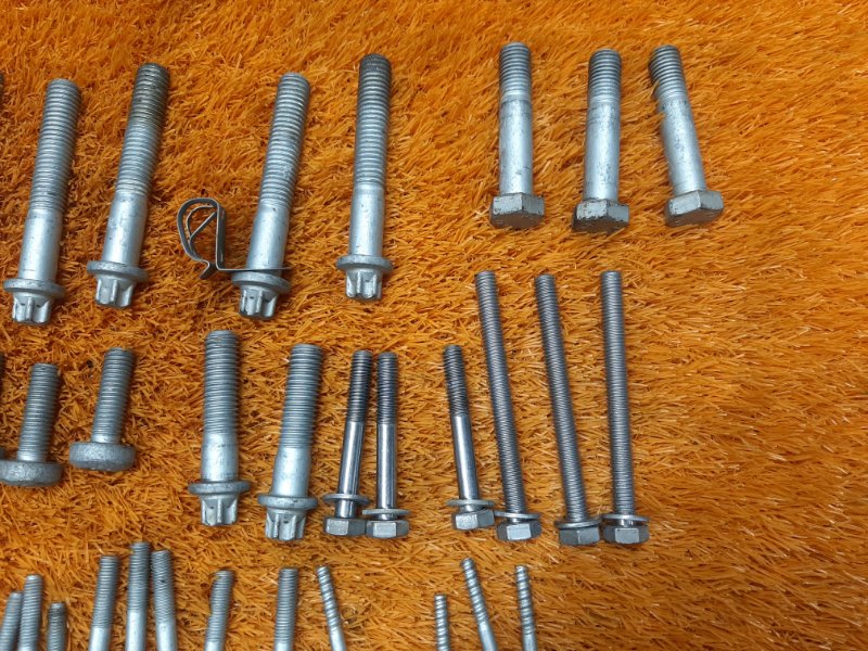 Болты и гайки ДВС, 810 рублей, Красноярск