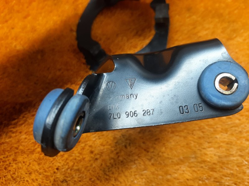 кронштейн насоса продувки катализатора, 340 рублей, Красноярск