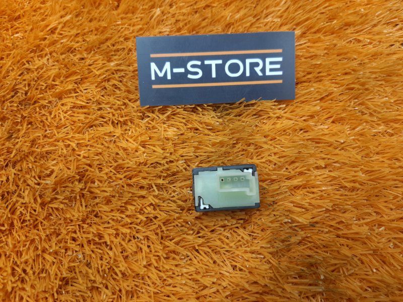 Кнопка открывания багажника, 500 рублей, Красноярск