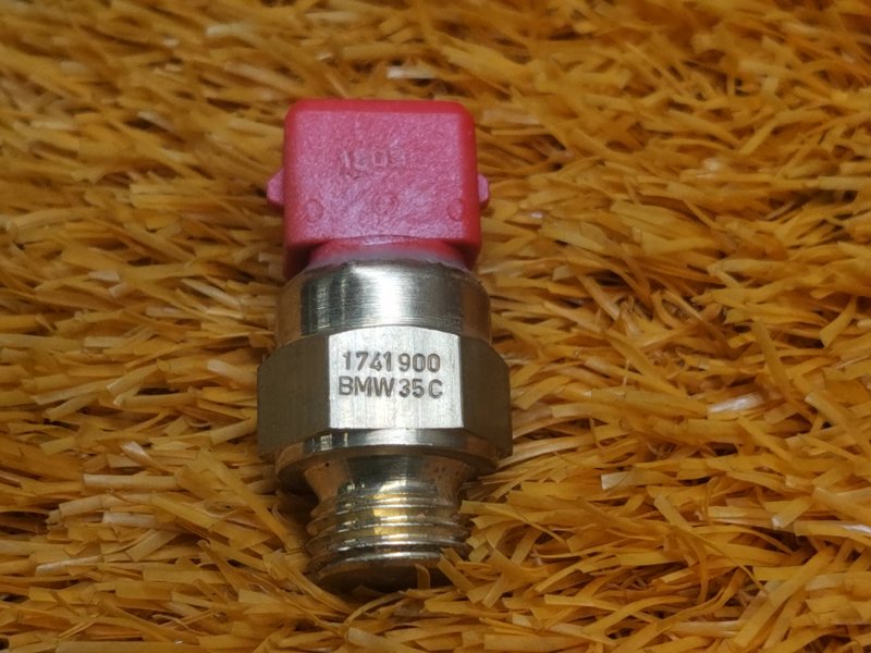 датчик температуры охлаждающей жидкости, 200 рублей, Красноярск